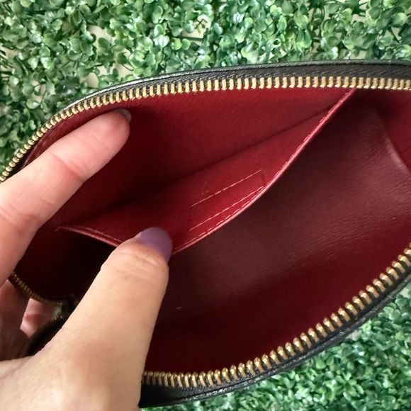 Louis Vuitton Black Empriente Leather Cosmetic Bag - Picture 10 of 10